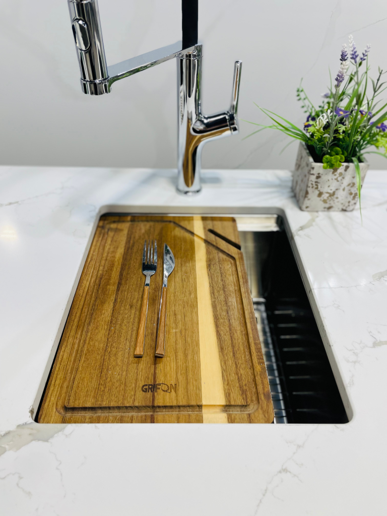 workstation-sink-montreal-laval-boisbriand-768x1024 Kitchen sink
